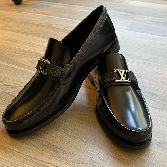 Louis Vuitton Loafers - Picture 4 of 4